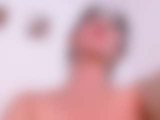 LauryMoons's Live Sex Cam Show