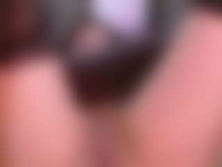 LauryMoons's Live Sex Cam Show