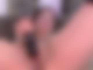 LauryMoons's Live Sex Cam Show