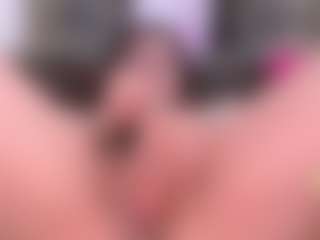 LauryMoons's Live Sex Cam Show