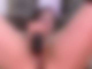 LauryMoons's Live Sex Cam Show