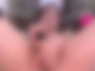 LauryMoons's Live Sex Cam Show