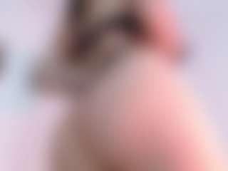 LauryMoons's Live Sex Cam Show