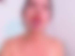 LauryMoons's Live Sex Cam Show