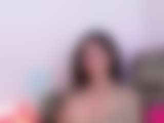 Live cam show with LauryMoons - Smoke on Milf Play