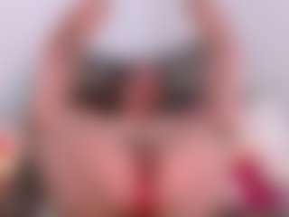 LauryMoons's Live Sex Cam Show