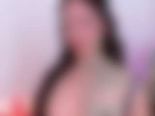 LauryMoons's Live Sex Cam Show