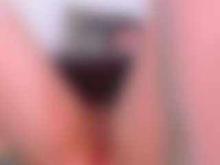 LauryMoons's Live Sex Cam Show