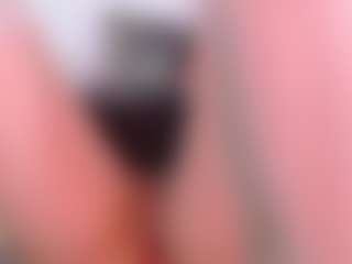 LauryMoons's Live Sex Cam Show