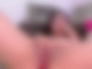 Live cam show with LauryMoons - Athletic Blowjob on Camsoda Late Night