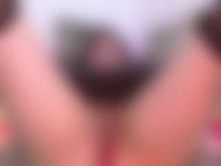 LauryMoons's Live Sex Cam Show