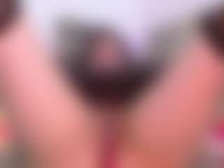 LauryMoons's Live Sex Cam Show