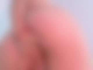 LauryMoons's Live Sex Cam Show