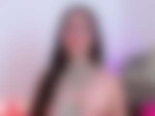 Live cam show with LauryMoons - Shaved on Camsoda