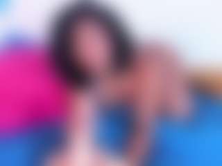 Live cam show with Tanisha-curly - Bikini on Free Soda