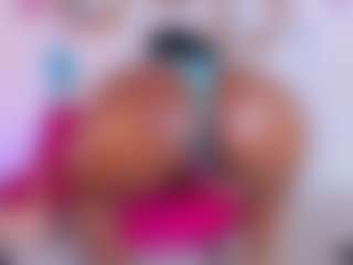 Tanisha-curly's Live Sex Cam Show