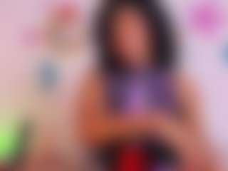 Live cam show with Tanisha-curly - Fingers on Camming Site