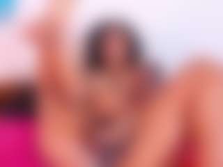 Live cam show with Tanisha-curly - White on StripNow | colombia
