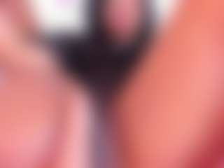 Live cam show with Tanisha-curly - Bikini on Camsoda