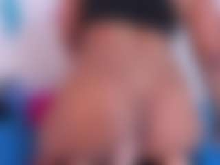 Live cam show with Tanisha-curly - Bedroom on dasdasdadada.com