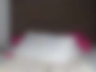 Live cam show with shanin - Smoking on Camsoda