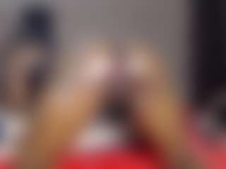 Spettacolo in cam dal vivo con shanin - Strip Toys su Camsoda