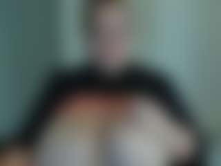 Beauty4AGent MILF webcam performer live streaming