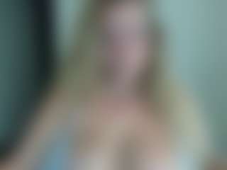 Live cam show with Beauty4AGent - Blue Eyes on Camsoda