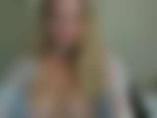 Live cam show with Beauty4AGent - White Curvy on Camsoda | canada