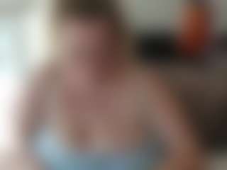 Live cam show with Beauty4AGent - Big Nipples on Streamer API