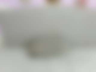 Live cam show with BRIYITHMENA - Living Room on TottyGirls
