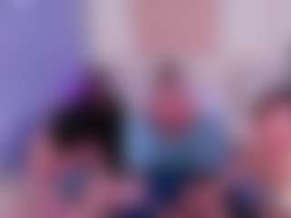 Live cam show with gretta-love - Squirt on CamClone