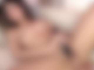 Live cam show with Varenka-ivanova - Thick on Camsoda