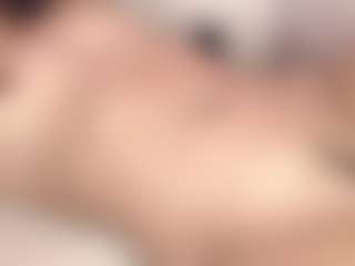 Live cam show with Varenka-ivanova - Drinking on Milf Play