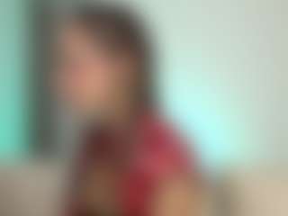 Live cam show with Varenka-ivanova - Old on SmokeAndPoke