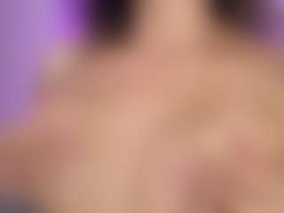 Live cam show with Varenka-ivanova - Glasses on Camsoda
