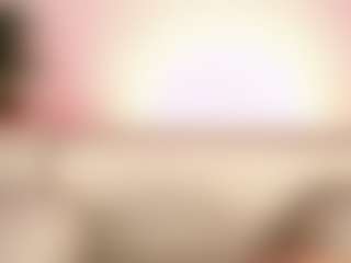 Live cam show with Varenka-ivanova - Athletic on Dolls Live