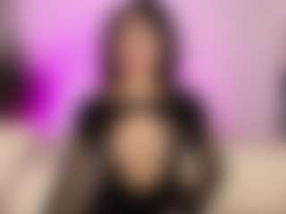 Live cam show with Varenka-ivanova - Skinny MILF on AdultVida.com
