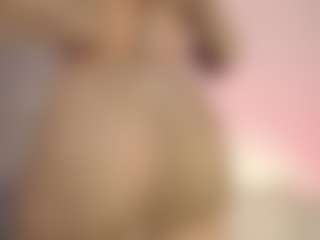 Live cam show with Varenka-ivanova - Old on Dare Cams
