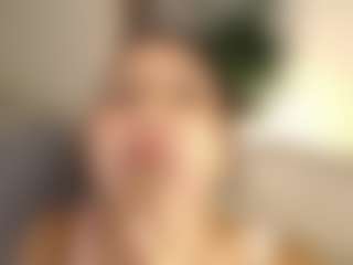 Varenka-ivanova MILF webcam performer live streaming