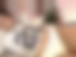 Live cam show with Varenka-ivanova - Green Eyes on Camsoda
