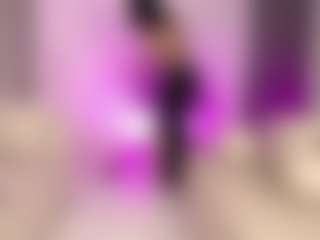 Live cam show with Varenka-ivanova - Smoking on SpunkLive