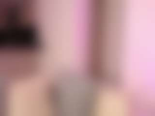 Live cam show with Varenka-ivanova - Mature on hrnylive.com