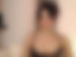 Live cam show with Varenka-ivanova - Mature Young Adult on Livezox
