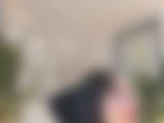 1munique's Live Sex Cam Show