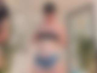 1munique's Live Sex Cam Show