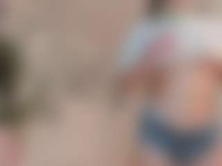 1munique's Live Sex Cam Show