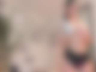 1munique's Live Sex Cam Show