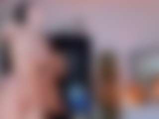 1munique's Live Sex Cam Show