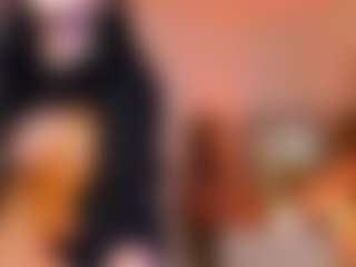 1munique's Live Sex Cam Show